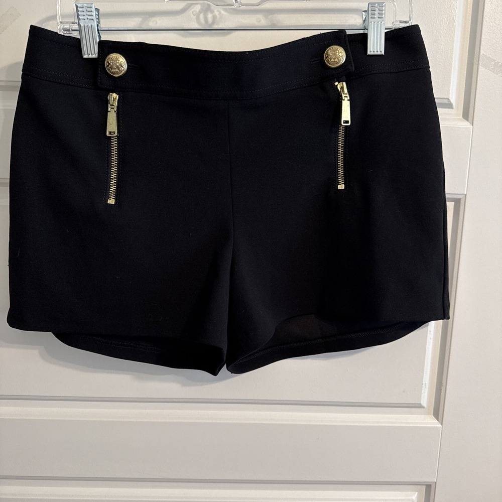Express Women's Size 8 Shorts‎ Black With Gold-colored Hardware